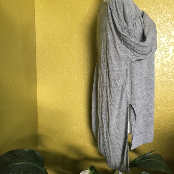 We The Free Grey Blouse Tassel Size Medium - Picture 5 of 7